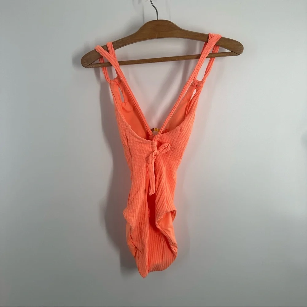 NWOT Becca Line in The Sand Lainey Textured Rib Plunge One-Piece Nectar